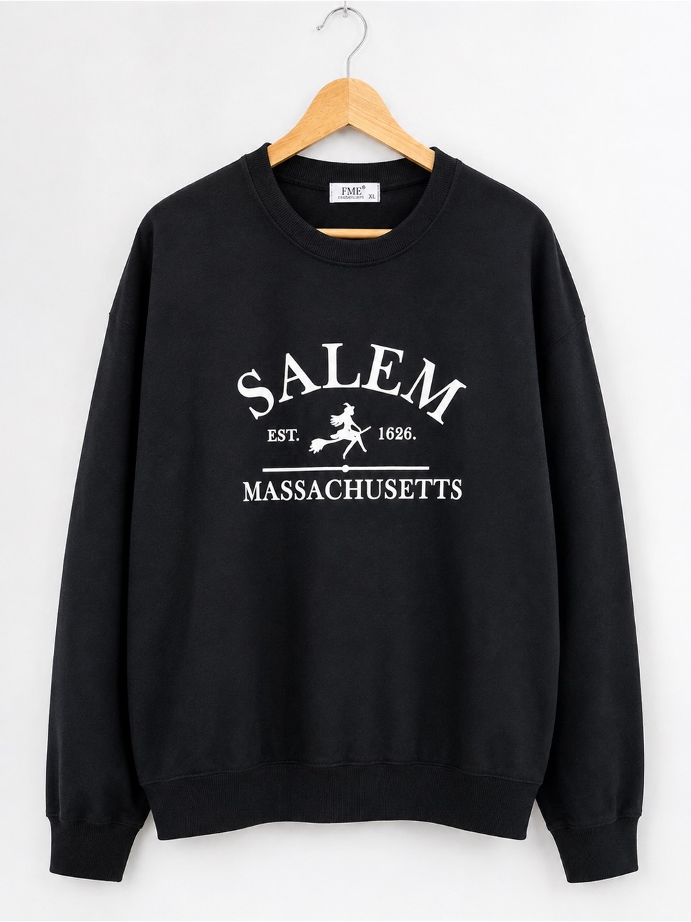 Salem Massachusetts Crewneck Sweatshirt - Black